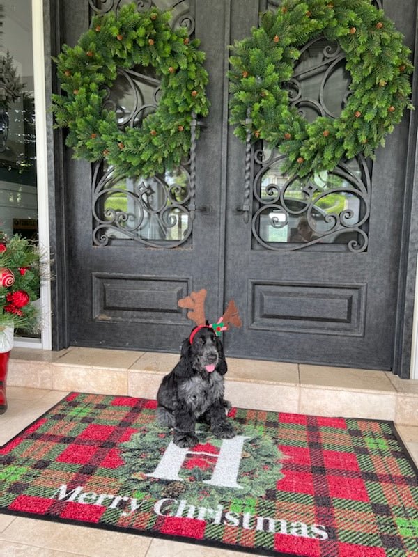 Christmas Mat Wreath Design on Tartan - Adoremat